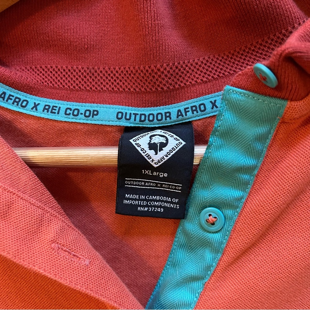 Outdoor Afro X REI Co-Op Cropped Polo Bright Orange & Teal Size 1X - Picture 2 of 8